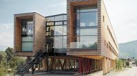 Modernes Bürogebäude aus Holz von Nussmüller Architekten